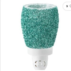NIB Scentsy Glitter teal wall plug in